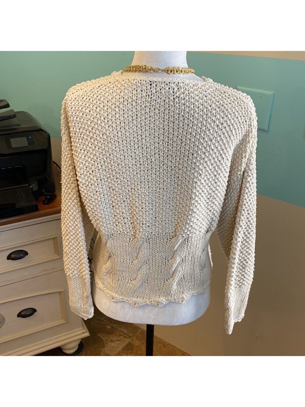 Cable knit sweater size small - Picture 4 of 6